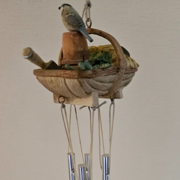 Vintage Small Ceramic Wind Chime with Bird Flower Garden Basket - Picture 6 of 7